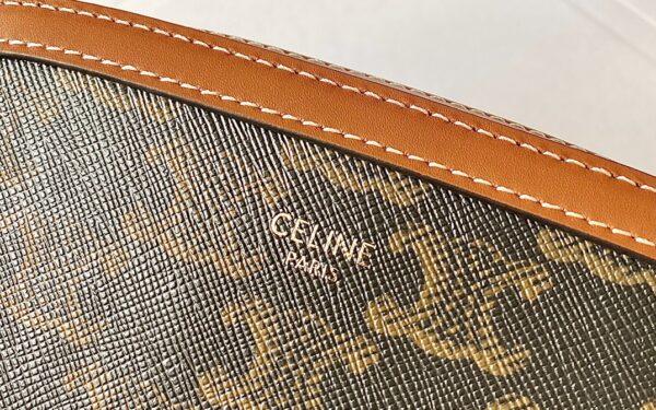 CELINE TRIOMPHE SMALL CAMERA BAG