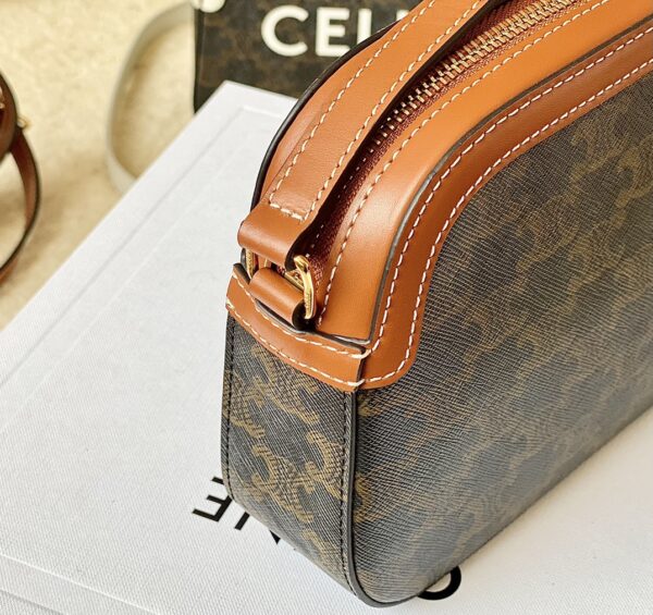 CELINE TRIOMPHE SMALL CAMERA BAG