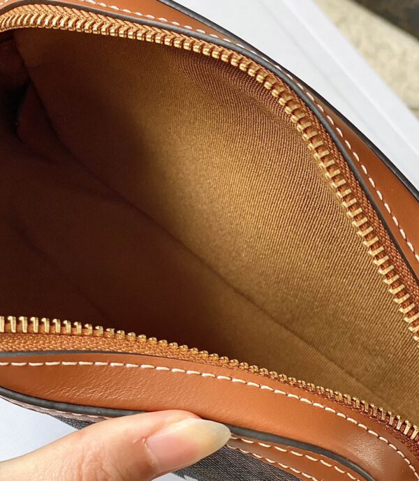 CELINE TRIOMPHE SMALL CAMERA BAG