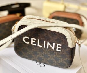 CELINE TRIOMPHE SMALL CAMERA BAG