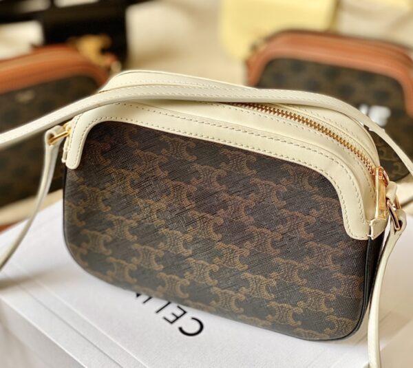 CELINE TRIOMPHE SMALL CAMERA BAG