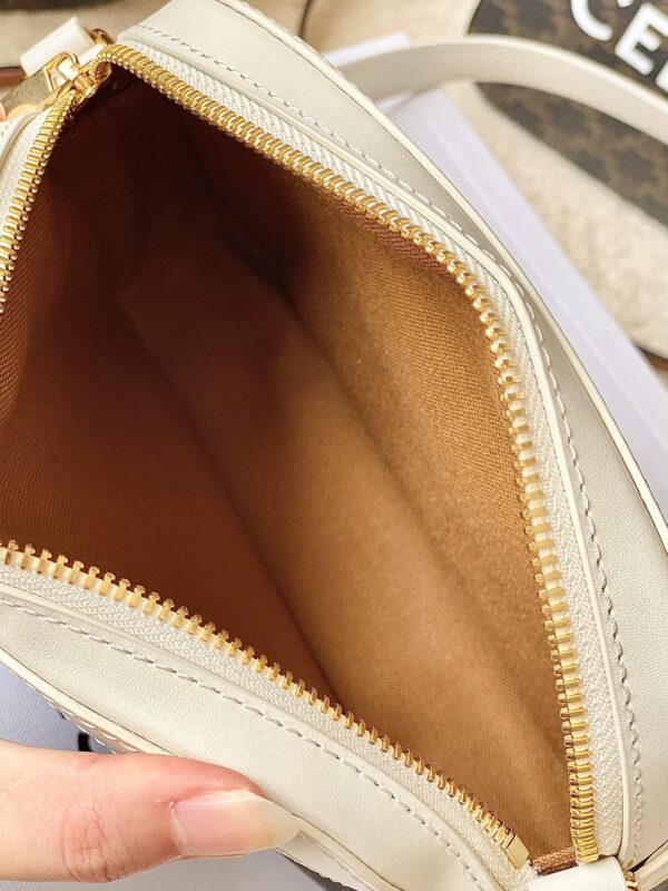 CELINE TRIOMPHE SMALL CAMERA BAG
