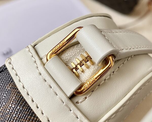 CELINE TRIOMPHE SMALL CAMERA BAG