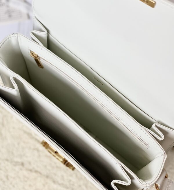 CELINE CLASSIQUE TRIOMPHE BAG