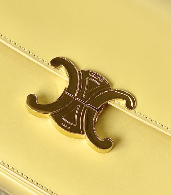 CELINE CLASSIQUE TRIOMPHE BAG