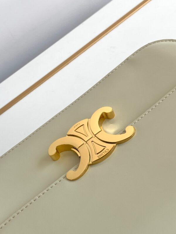 CELINE CLASSIQUE TRIOMPHE BAG