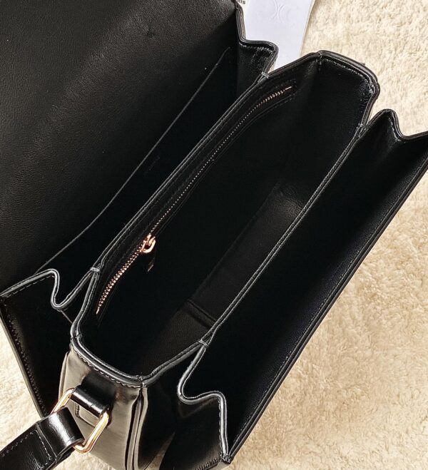 CELINE CLASSIQUE TRIOMPHE BAG