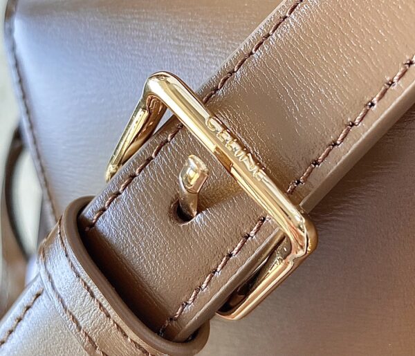 CELINE CLASSIQUE TRIOMPHE BAG