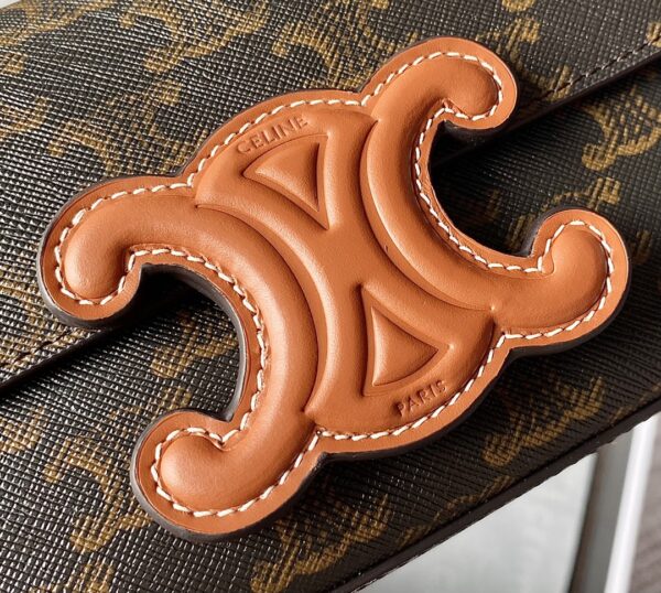 CELINE CUIR TRIOMPHE