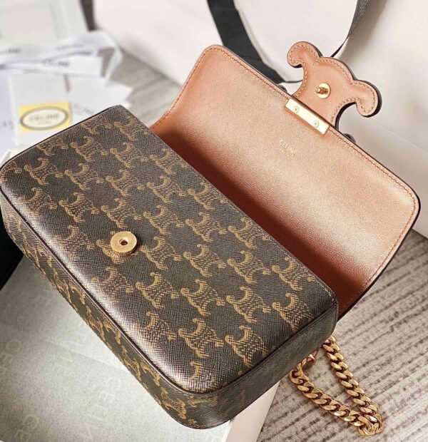 CELINE CUIR TRIOMPHE