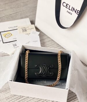 CELINE CUIR TRIOMPHE
