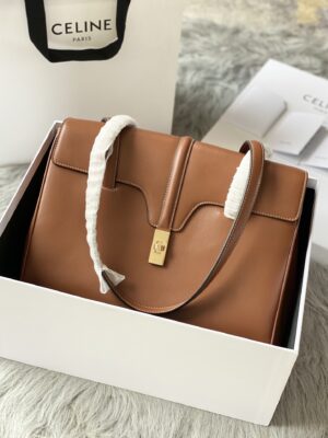 CELINE LARGE SOFT 16 BAG