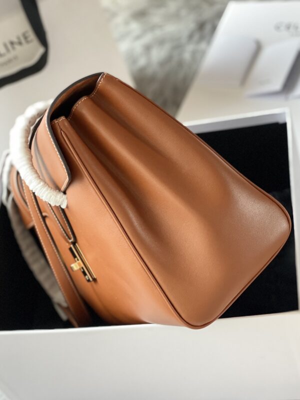 CELINE LARGE SOFT 16 BAG