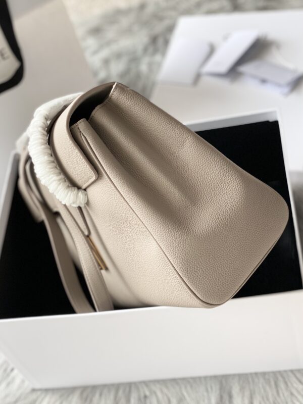 CELINE LARGE SOFT 16 BAG