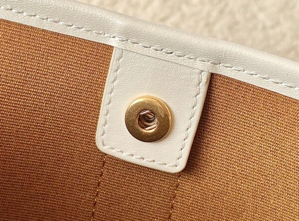 CELINE MEDIUM BUCKET