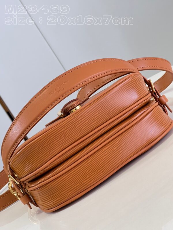 Louis Vuitton Saumur BB