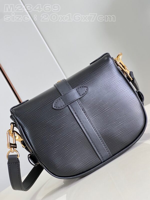Louis Vuitton Saumur BB Bag