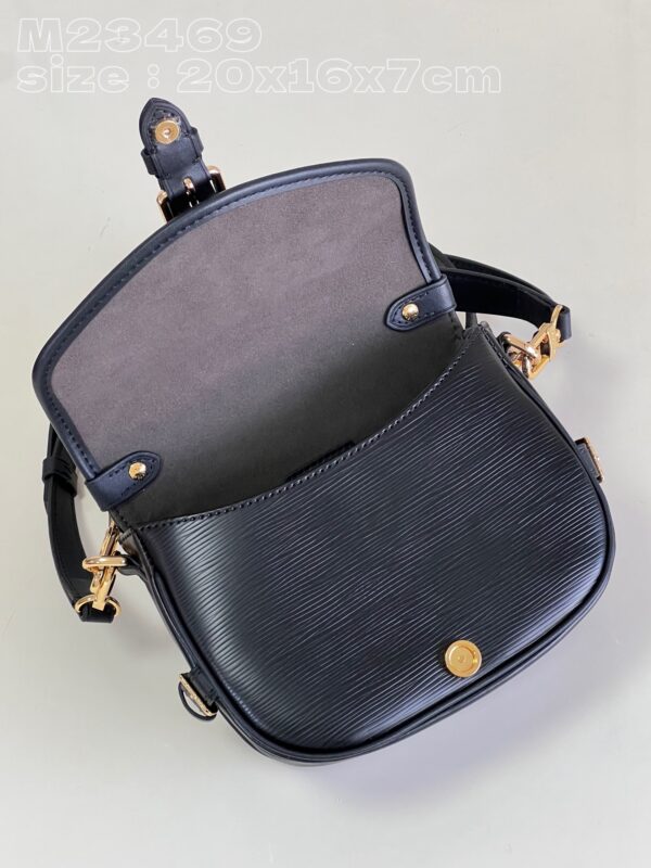 Louis Vuitton Saumur BB Bag
