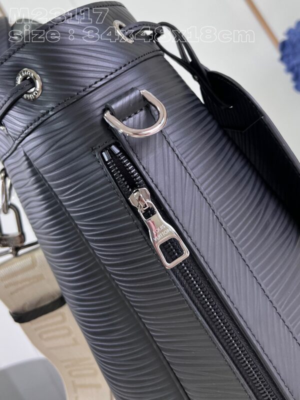 Louis Vuitton Maxi Noé Sling Bag