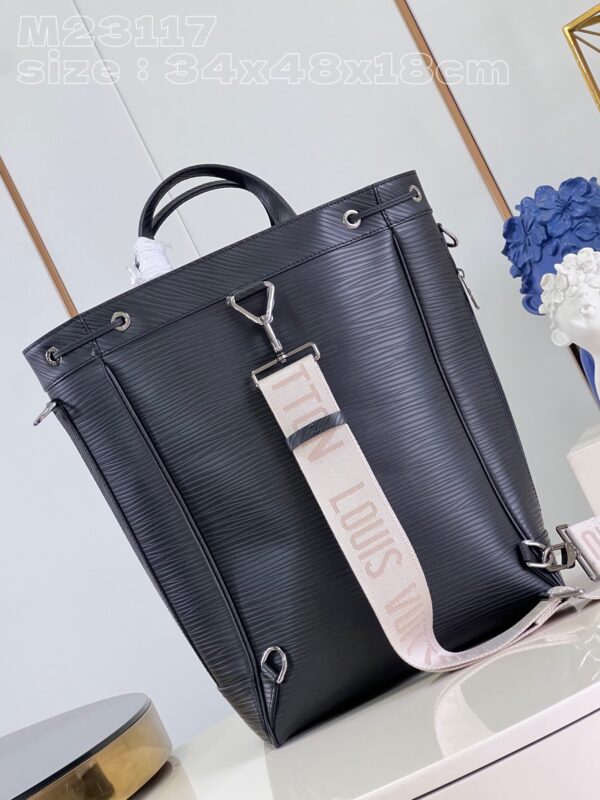 Louis Vuitton Maxi Noé Sling Bag