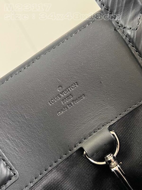 Louis Vuitton Maxi Noé Sling Bag