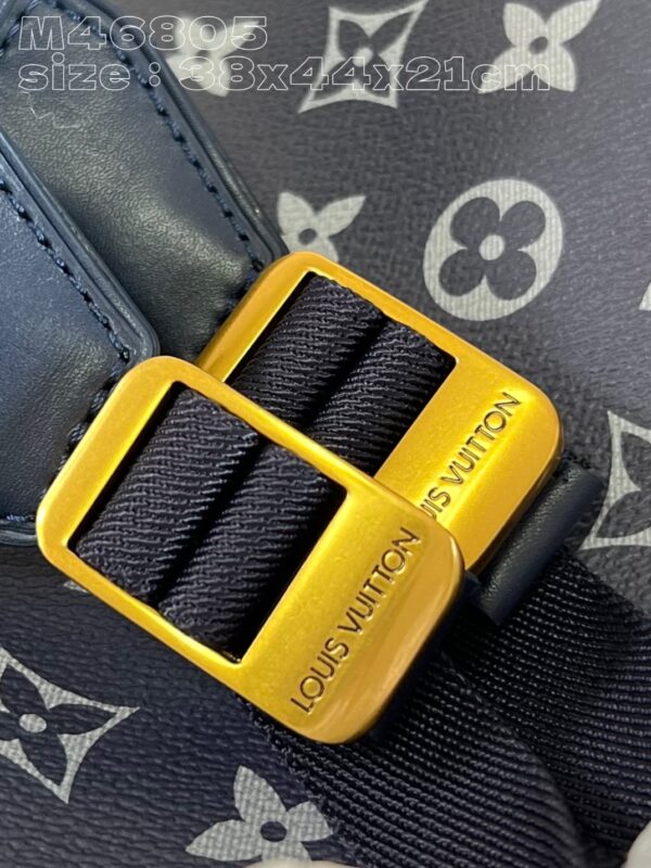 Louis Vuitton  Christopher Medium