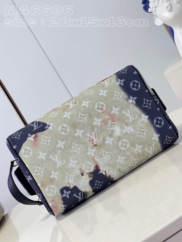 Louis Vuitton Dopp Kit