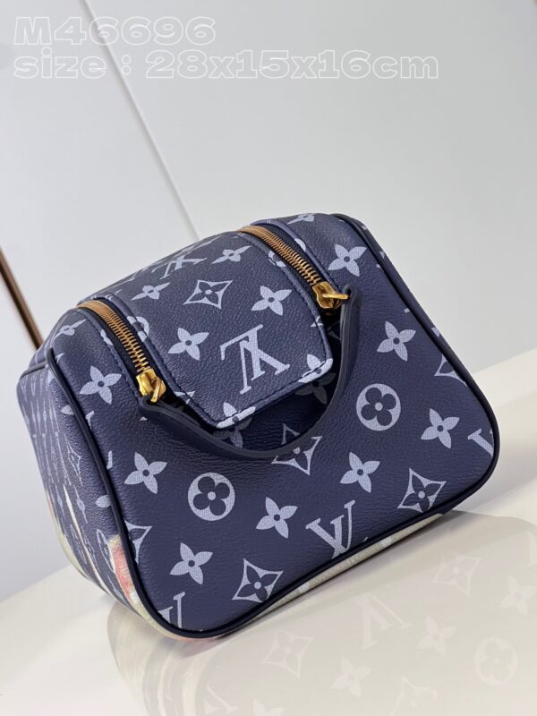 Louis Vuitton Dopp Kit