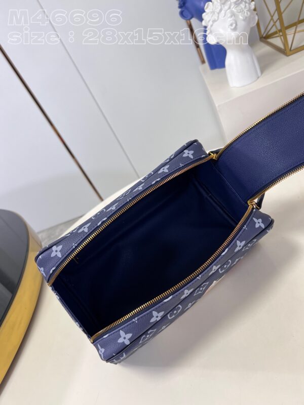 Louis Vuitton Dopp Kit