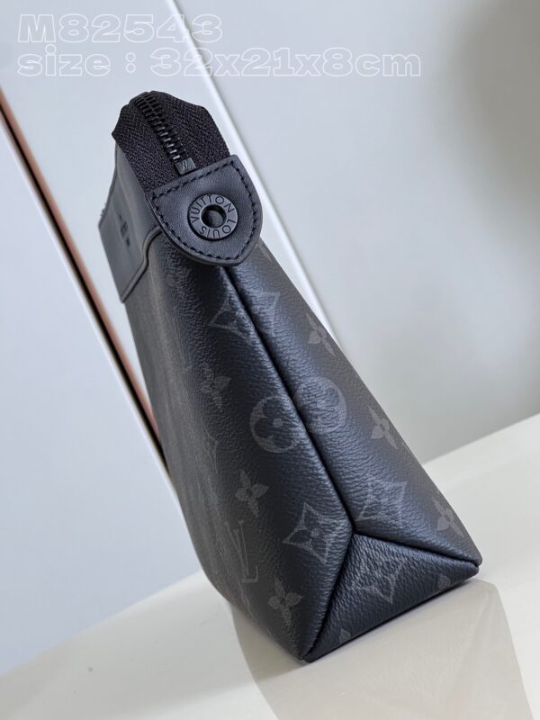Louis Vuitton Pochette Voyage Souple