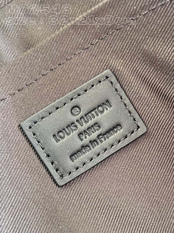 Louis Vuitton Pochette Voyage Souple