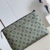 Louis Vuitton Pochette Voyage Souple