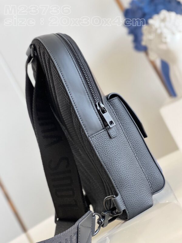 Louis Vuitton Pilot Slingbag