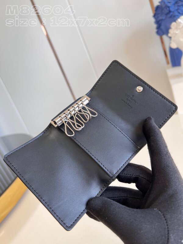 Louis Vuitton  Monogram Key holder