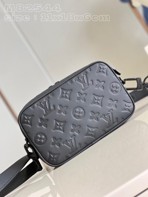 Louis Vuitton Neo Alpha Handbag