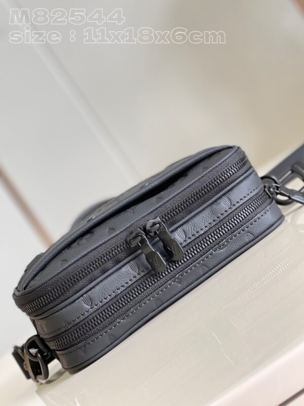 Louis Vuitton Neo Alpha Handbag