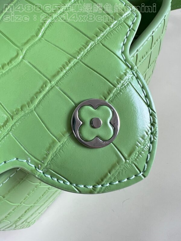 Louis Vuitton Capucines Mini