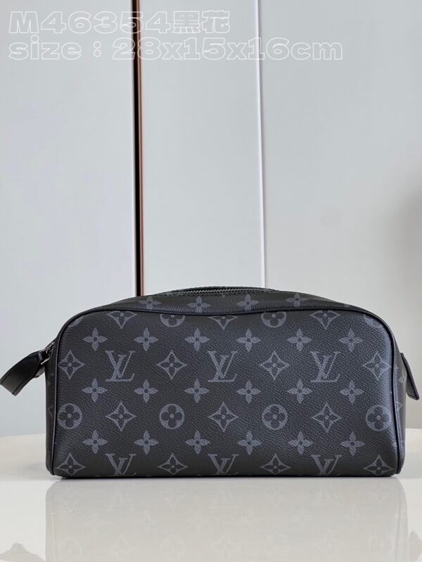 Louis Vuitton Dopp Kit
