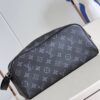 Louis Vuitton Dopp Kit