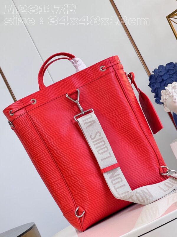 Louis Vuitton Maxi Noé Sling Bag