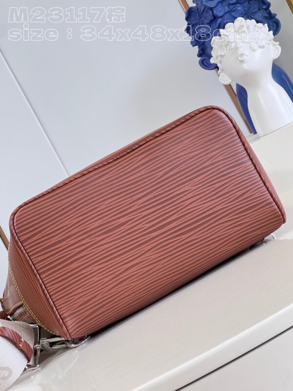 Louis Vuitton Maxi Noé Sling Bag