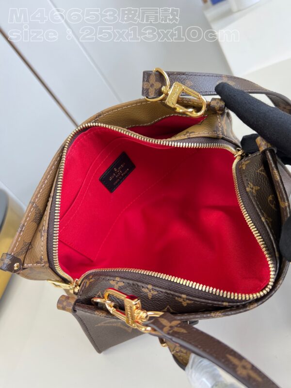 Louis Vuitton OnTheGo East West
