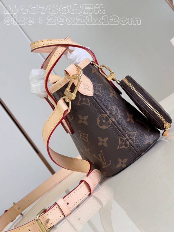 Louis Vuitton Neverfull BB Bag