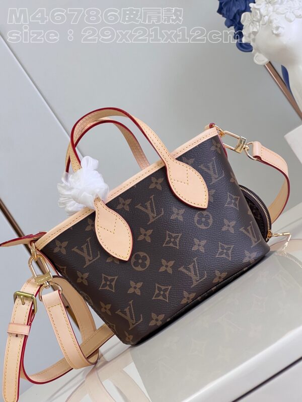 Louis Vuitton Neverfull BB Bag
