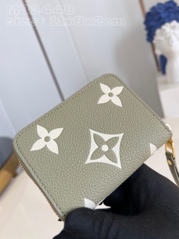 Louis Vuitton Zippy Coin Purse