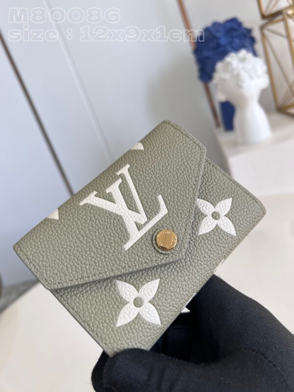 Louis Vuitton  Victorine   Wallet