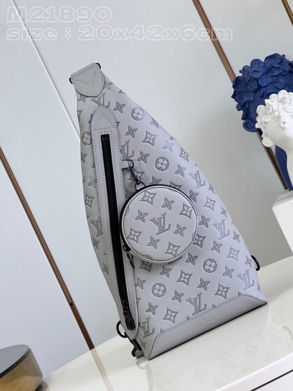 Louis Vuitton Duo Slingbag