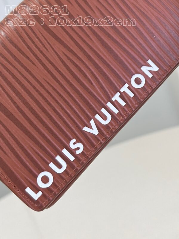 Louis Vuitton Brazza Wallet