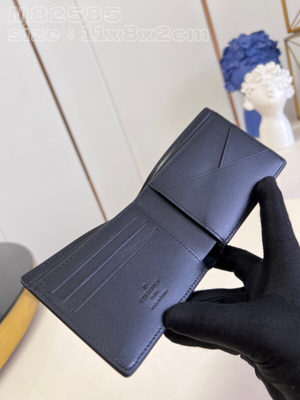 Louis Vuitton Slender Wallet