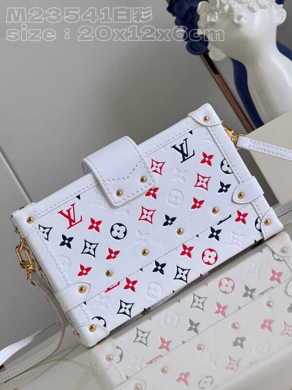 Louis Vuitton Petite Malle